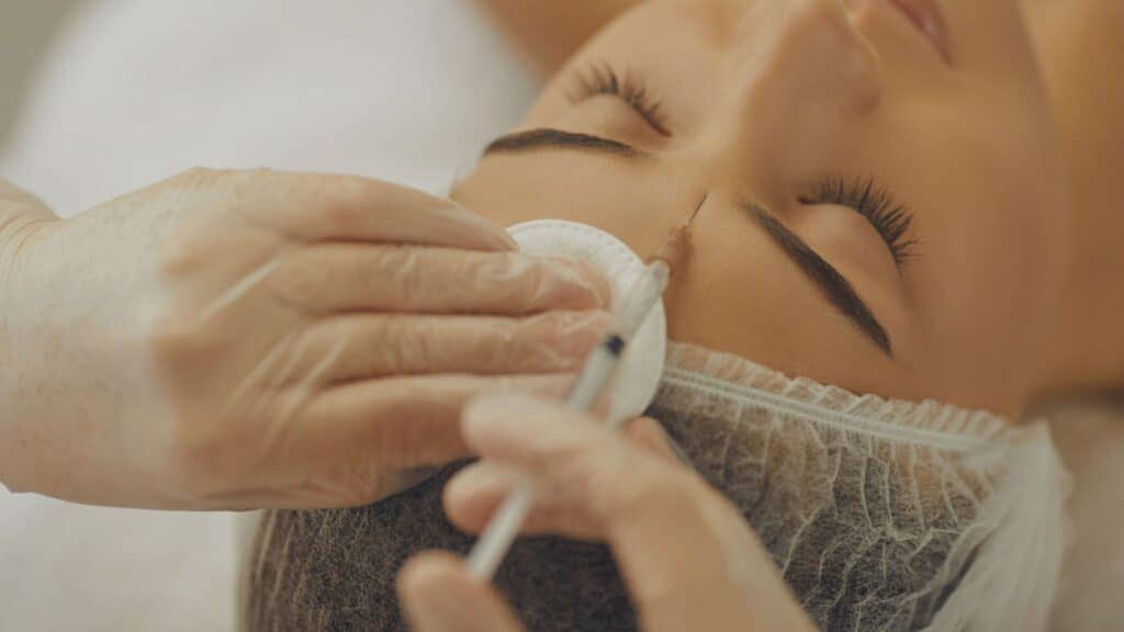 Woman receiving Xeomin